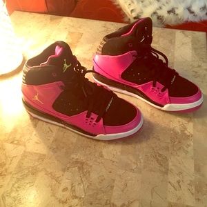 JORDAN Hightop Tennis Shoes